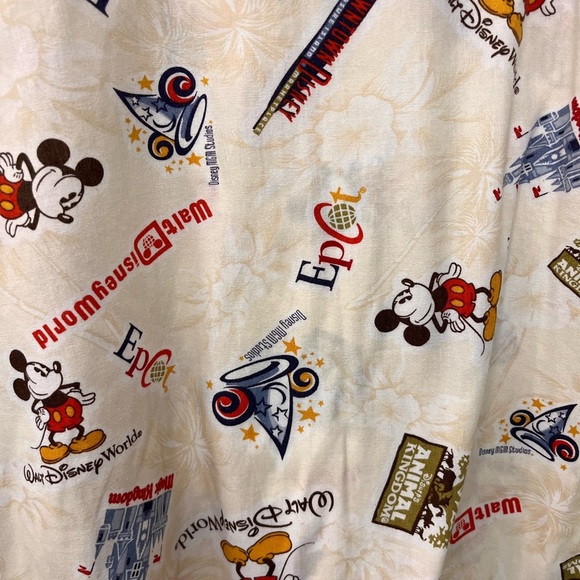 Disneyworld Casual Button Down Shirt for Effortless Style - Picture 4 of 5